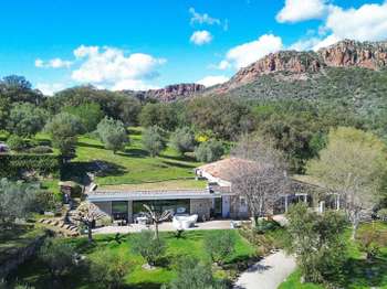 Vente maison 7 pièces Roquebrune-sur-Argens 83