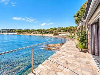 Vente maison 5 pièces Roquebrune-sur-Argens 83