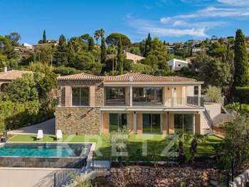 Vente Maison 5 chambresRoquebrune-sur-Argens