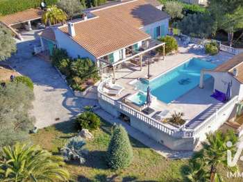 Vente Maison 10 piècesRoquebrune-sur-Argens