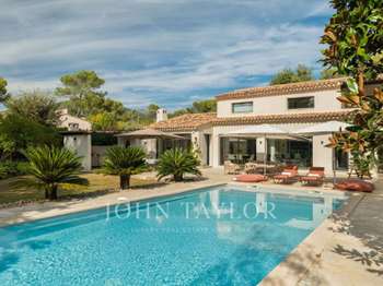 Vente maison 8 pièces Roquefort-les-Pins 06