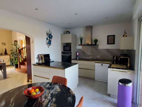 Vente maison 8 pièces Roques 31