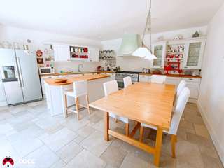 Vente maison 8 pièces
