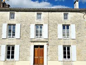 Vente Maison 8 chambresRouillac