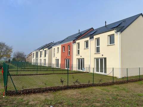 Vente maison 4 pièces Rouillon 72