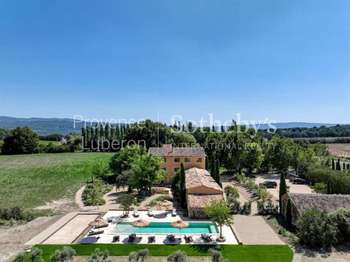 Vente Maison 7 chambresRoussillon