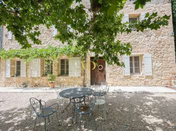 Vente Maison 6 chambresRoussillon