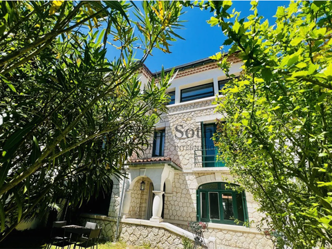 Vente maison 12 pièces Royan 17