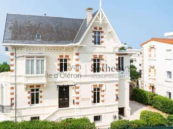 Vente maison 9 pièces Royan 17