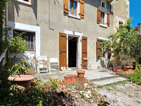 Vente maison 5 pièces Ruelle-sur-Touvre 16