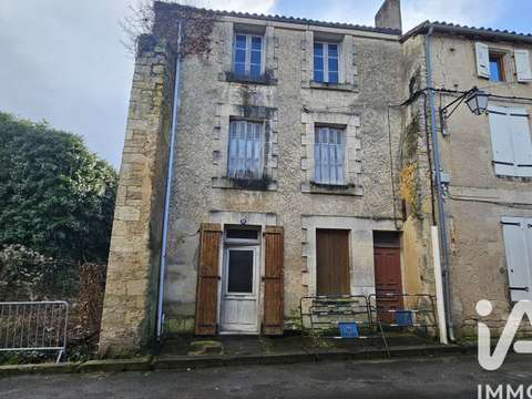 Vente maison 5 pièces Ruffec 16