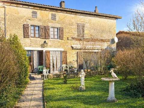 Vente maison 6 pièces Ruffec 16