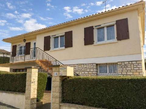 Vente maison 5 pièces Ruffec 16