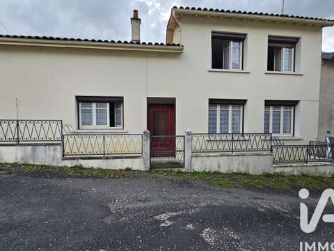 Vente maison 3 pièces Ruffec 16