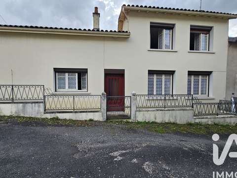 Vente maison 3 pièces Ruffec 16