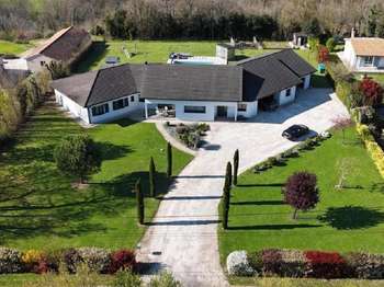 Vente maison 8 pièces