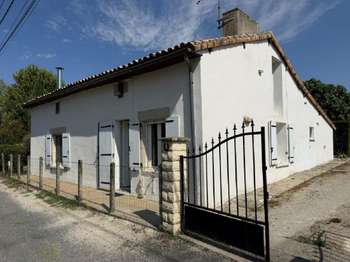 Vente maison 3 pièces Ruffec 16