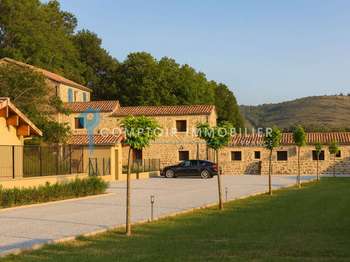 Vente maison 10 pièces Ruoms 07