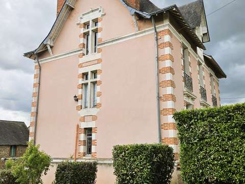 Vente maison 11 pièces