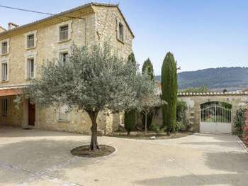 Vente maison 8 pièces Sablet 84