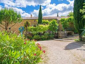 Vente Maison 17 chambresSabran