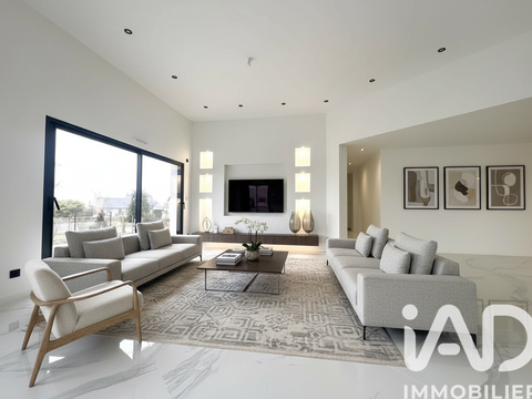 Vente maison 5 pièces Saint-Aignan-sur-Roë 53