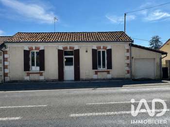 Vente maison 4 pièces Saint-Aigulin 17
