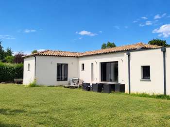 Vente maison 5 pièces Saint-Alban-Auriolles 07