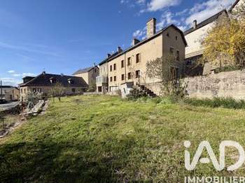 Maison 8 pièces 188 m² · à Saint-Alban-sur-Limagnole · 188 m² · 249 000 €