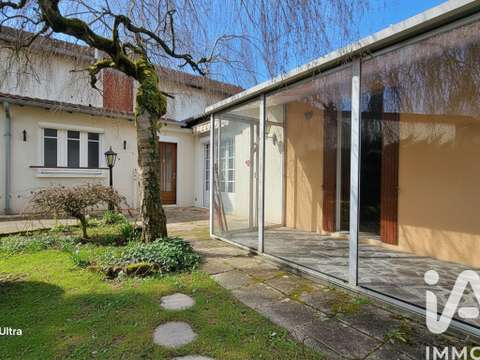Vente maison 5 pièces Saint-Amand-Montrond 18