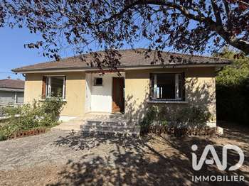 Vente maison 5 pièces Saint-Amand-Montrond 18