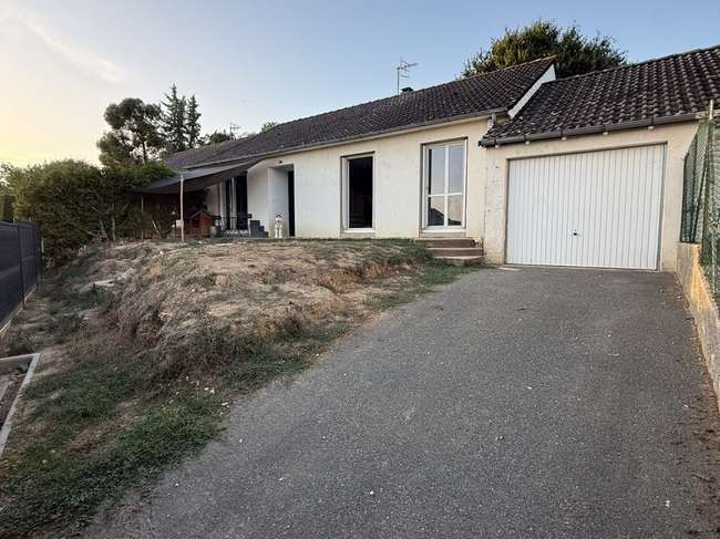 Maison 5 pièces 94 m² · à Saint-Amand-Montrond · 94 m² · 130 000 €