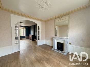 Vente Maison 5 chambresSaint-Amand-Montrond