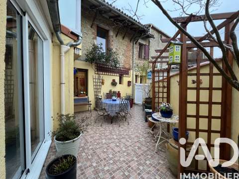 Vente maison 5 pièces Saint-Amand-sur-Sèvre 79
