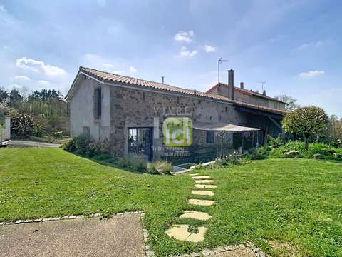 Vente maison 6 pièces Saint-Amand-sur-Sèvre 79