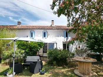 Vente Maison 7 chambresSaint-André-de-Lidon