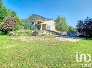 Vente maison 8 pièces Saint-André-les-Alpes 04