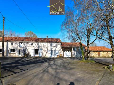 Vente maison 6 pièces Saint-André-sur-Sèvre 79