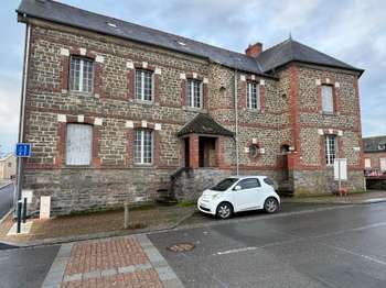 Vente maison 11 pièces Saint-Armel 35