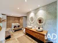 Vente maison 16 pièces