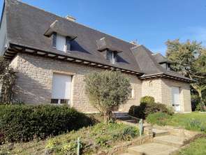 Vente Maison 7 chambresSaint-Aubin-d'Aubigné