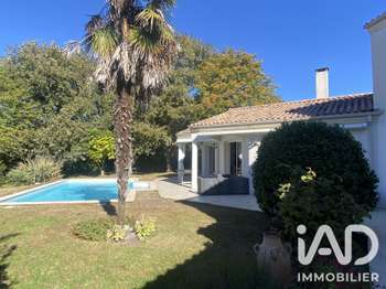 Vente maison 6 pièces Saint-Aubin-de-Médoc 33