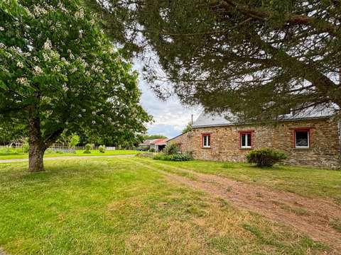 Vente maison 4 pièces Saint-Aubin-des-Châteaux 44