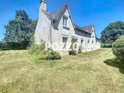 Vente maison 8 pièces Saint-Aubin-des-Préaux 50
