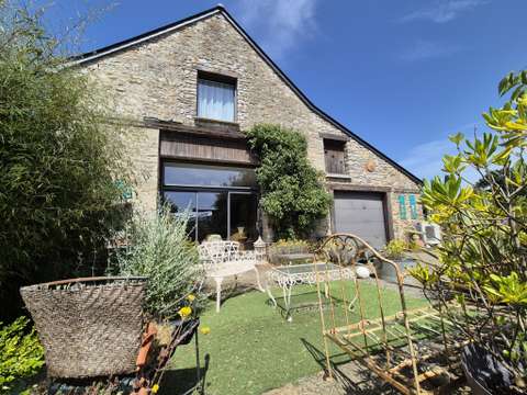 Vente maison 6 pièces Saint-Aubin-du-Cormier 35