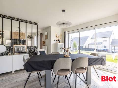 Vente maison 5 pièces Saint-Aubin-du-Cormier 35