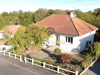 Vente Maison 4 chambresSaint-Aubin-le-Cloud