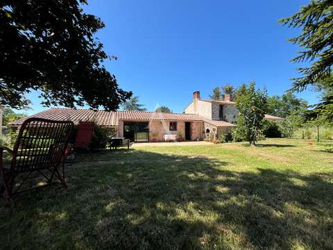 Vente maison 6 pièces Saint-Avaugourd-des-Landes 85