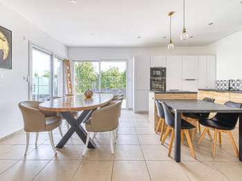 Vente maison 7 pièces Saint-Barthélemy-d'Anjou 49