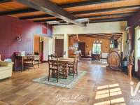 Vente maison 9 pièces